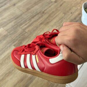 Adidas sambas size 8